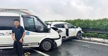 Từ vụ Lexus lạng lách, dừng đột ngột trên cao tốc: Cách xử trí an toàn cho tài xế