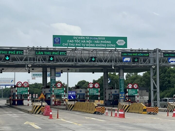 VETC tạm dừng thu phí dịch vụ ví điện tử 6.600/tháng VETC tạm dừng thu phí dịch vụ ví điện tử 6.600/tháng