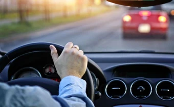 Vì sao phải áp dụng nguyên tắc đếm từ 1 đến 3 để lái xe?