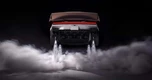 Video: Tesla Roadster - ô tô điện biết bay, xoay vòng trên không