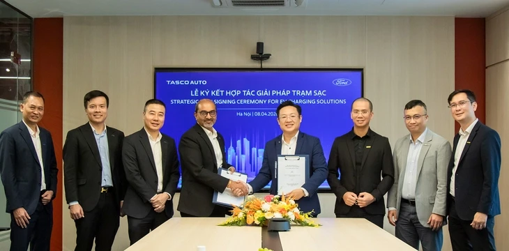 Việt Nam sắp có thêm hàng loạt trạm sạc: 89 điểm sạc mới trong năm 2026, thêm xe điện mới đổ bộ? Việt Nam sắp có thêm hàng loạt trạm sạc: 89 điểm sạc mới trong năm 2026, thêm xe điện mới đổ bộ?