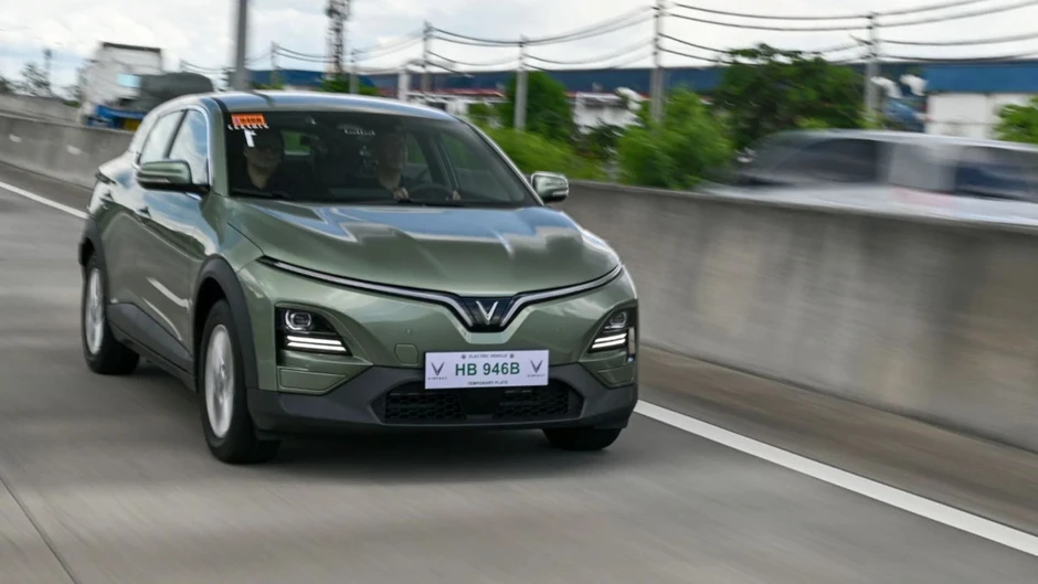 VinFast chiếm hơn 50% thị phần xe thuần điện, dẫn đầu làn sóng điện hóa tại Philippines VinFast chiếm hơn 50% thị phần xe thuần điện, dẫn đầu làn sóng điện hóa tại Philippines