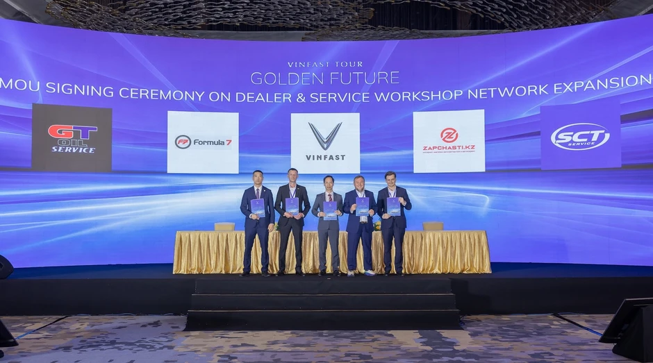 VinFast thúc đẩy chiến lược hậu mãi toàn cầu, mở rộng mạng lưới dịch vụ và đối tác quốc tế VinFast thúc đẩy chiến lược hậu mãi toàn cầu, mở rộng mạng lưới dịch vụ và đối tác quốc tế