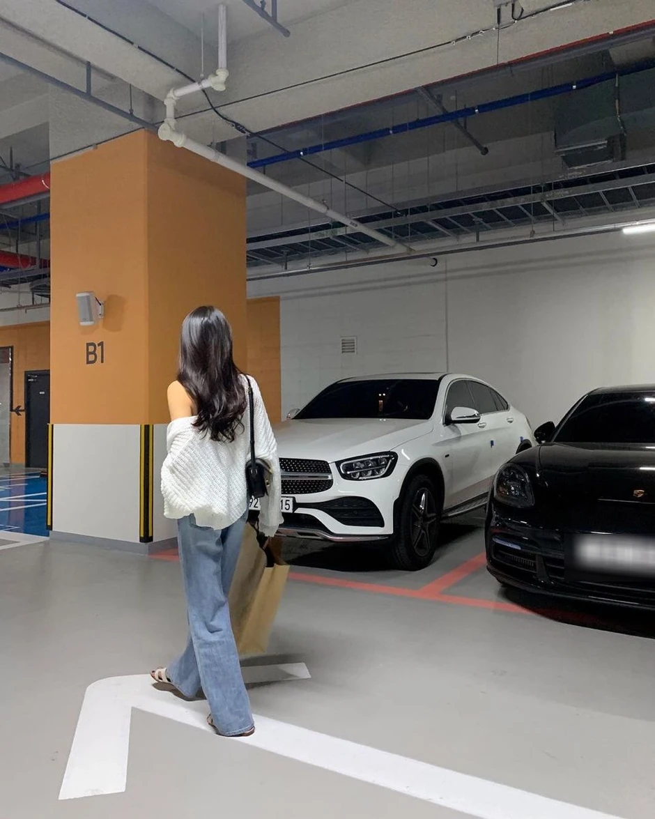 Vợ chồng ở Hà Nội thu nhập 45 triệu mua ô tô 700 triệu: Hơn 1 năm sau phải quay lại đi xe máy vì một lý do Vợ chồng ở Hà Nội thu nhập 45 triệu mua ô tô 700 triệu: Hơn 1 năm sau phải quay lại đi xe máy vì một lý do