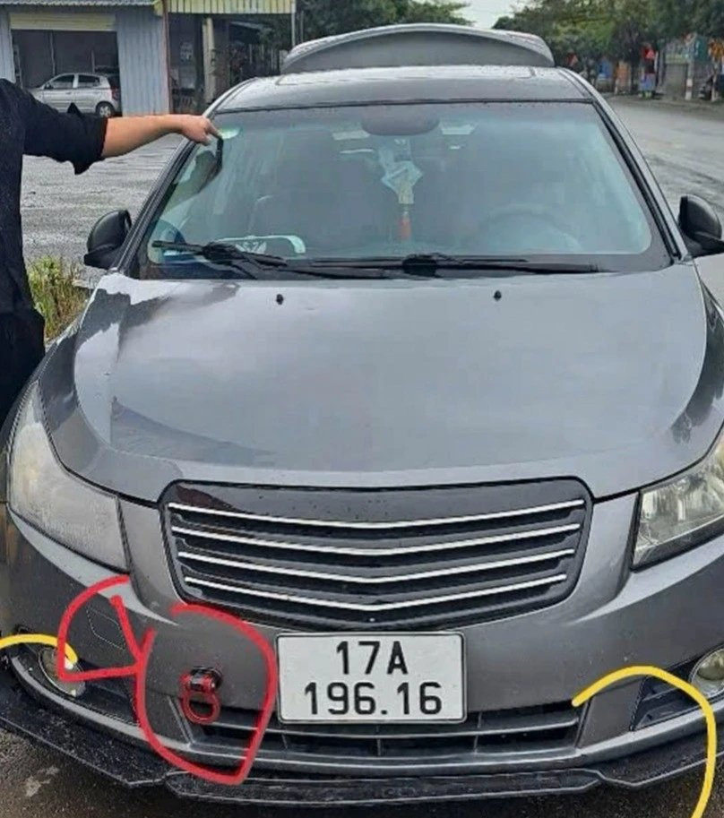 Vụ mua xe Chevrolet cũ giá đắt, đi 2 ngày chết máy: Công an xã nêu hướng xử lý Vụ mua xe Chevrolet cũ giá đắt, đi 2 ngày chết máy: Công an xã nêu hướng xử lý