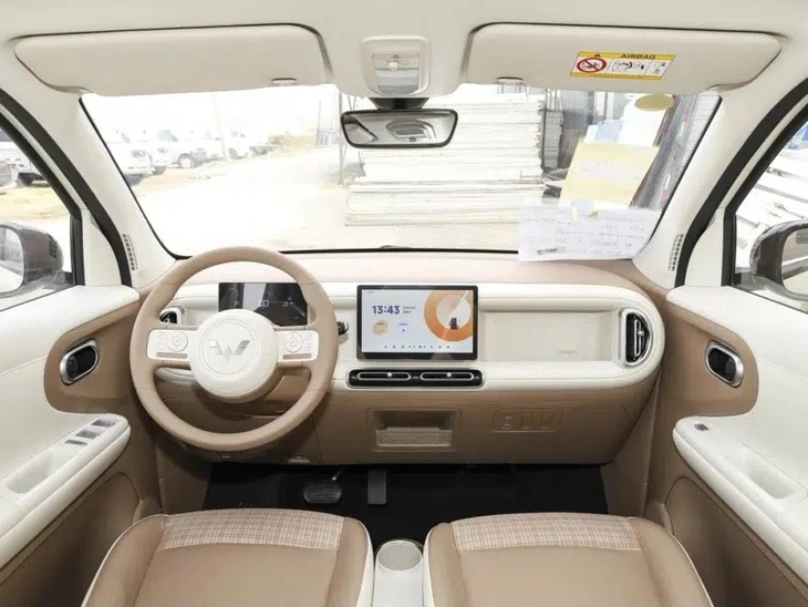 Wuling Mini EV 2026 ra mắt: Giá ngang Honda SH, 301km/sạc, không phải cắm sạc lâu như trước Wuling Mini EV 2026 ra mắt: Giá ngang Honda SH, 301km/sạc, không phải cắm sạc lâu như trước