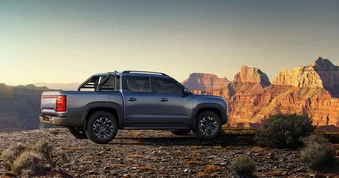 Xe bán tải Trung Quốc "phả sức nóng" lên Ford Ranger và Toyota Hilux