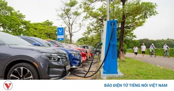 Xe điện không chỉ là một phương tiện hay thiết bị mà là một ngành công nghiệp mới