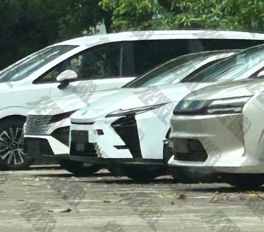 Xe điện Lexus đầu tiên Việt Nam lộ diện: Giá dự kiến gần 3 tỷ đồng, chạy hơn 440km/sạc, cắm nhanh nửa tiếng đầy 10-80% pin Xe điện Lexus đầu tiên Việt Nam lộ diện: Giá dự kiến gần 3 tỷ đồng, chạy hơn 440km/sạc, cắm nhanh nửa tiếng đầy 10-80% pin