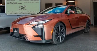 Xe điện Lexus đầu tiên Việt Nam lộ thông số vận hành: Dẫn động 2 cầu, nặng hơn 2,2 tấn, 'ăn' điện gấp đôi Taycan