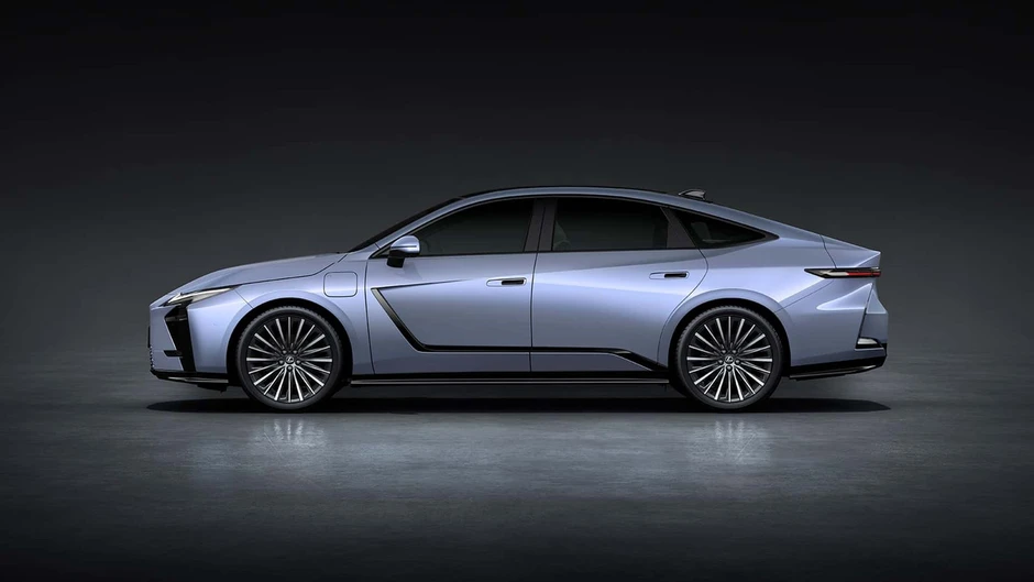 Xe điện mới của Lexus lộ diện ở Việt Nam, giá dự kiến dưới 3 tỷ đồng Xe điện mới của Lexus lộ diện ở Việt Nam, giá dự kiến dưới 3 tỷ đồng