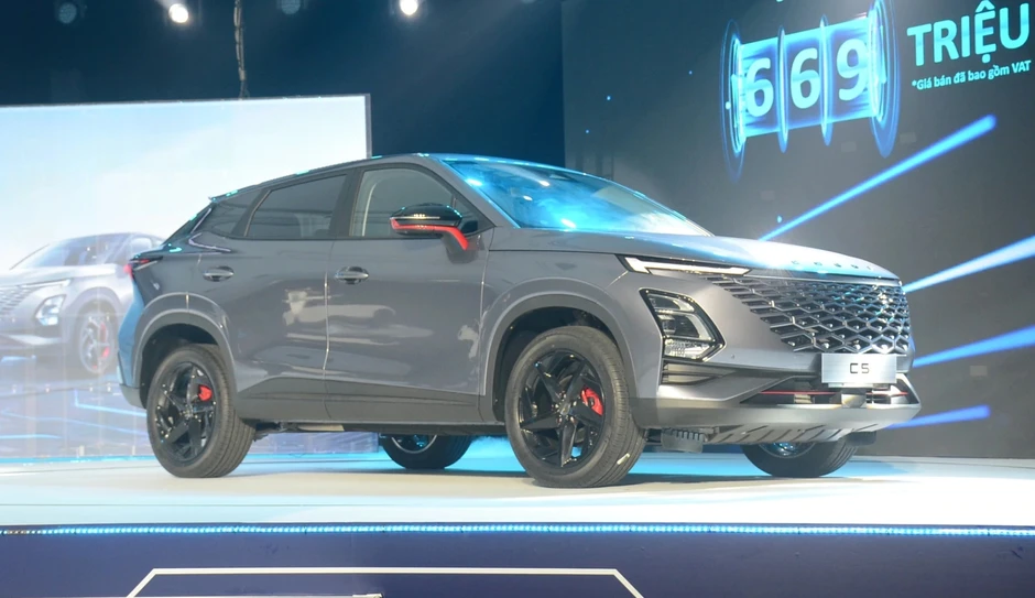 Xe hybrid sạc ngoài dưới 1 tỉ: 'Sân chơi' của xe Trung Quốc Xe hybrid sạc ngoài dưới 1 tỉ: 'Sân chơi' của xe Trung Quốc