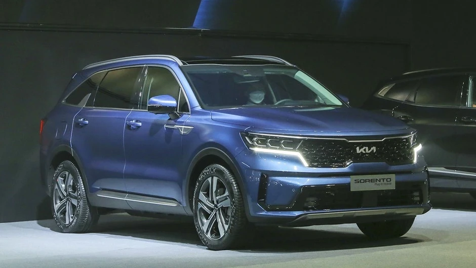 Xe hybrid sạc ngoài dưới 1 tỉ: 'Sân chơi' của xe Trung Quốc Xe hybrid sạc ngoài dưới 1 tỉ: 'Sân chơi' của xe Trung Quốc