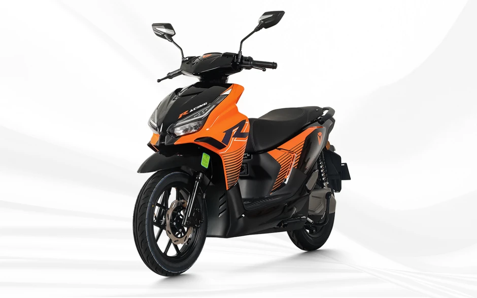 Xe máy điện đời mới vừa bán ở Việt Nam: Pin Li-ion đi gần 200km/sạc, nhiều tính năng, giá ngang Vision