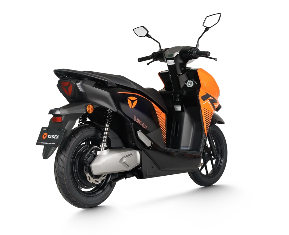 Xe máy điện đời mới vừa bán ở Việt Nam: Pin Li-ion đi gần 200km/sạc, nhiều tính năng, giá ngang Vision