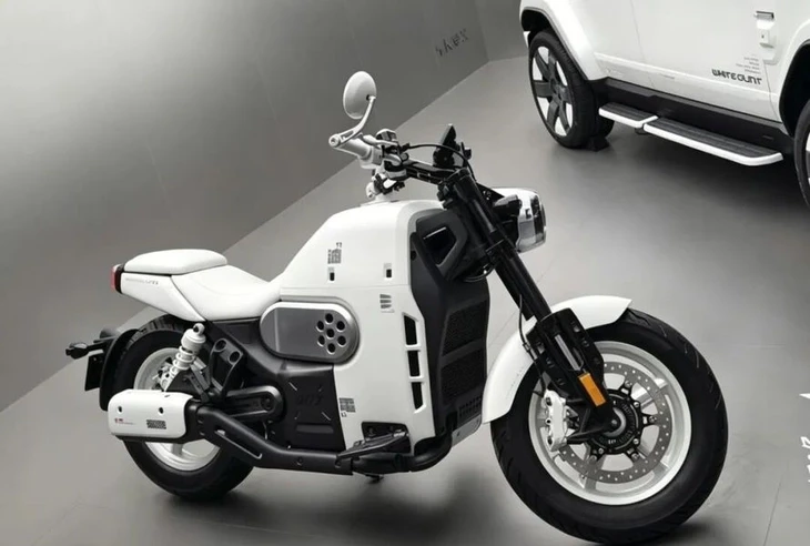 Xe máy điện nhưng sạc bằng xăng, chạy 500km mới cần 'tiếp điện', ADAS như ô tô Xe máy điện nhưng sạc bằng xăng, chạy 500km mới cần 'tiếp điện', ADAS như ô tô