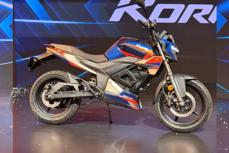 Xe máy điện rẻ hơn Honda Vision, chạy 180km/sạc, nhiều cảnh báo như ô tô, cảm giác quen như xe xăng