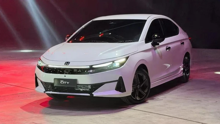 Xe Nhật ngang cỡ Vios sắp về Việt Nam, đại lý nhận cọc: Dáng đẹp, lái hay, sẽ "ăn xăng như ngửi"? Xe Nhật ngang cỡ Vios sắp về Việt Nam, đại lý nhận cọc: Dáng đẹp, lái hay, sẽ "ăn xăng như ngửi"?