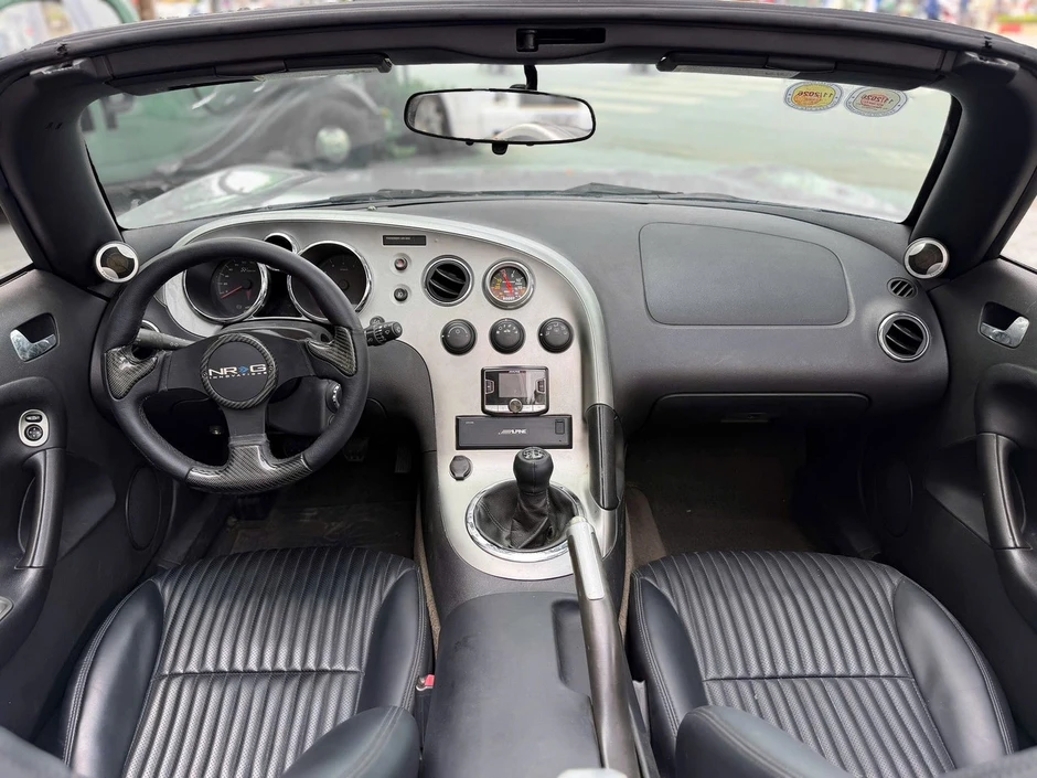 Xe Pontiac Solstice hàng hiếm đời sâu 20 năm tuổi tại Hà Nội giá bán gần 2 tỷ Xe Pontiac Solstice hàng hiếm đời sâu 20 năm tuổi tại Hà Nội giá bán gần 2 tỷ
