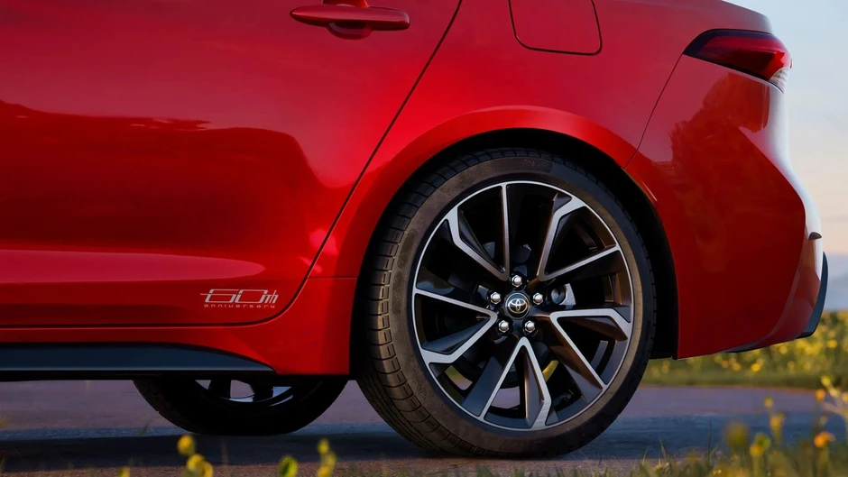 Xe Toyota bán chạy nhất mọi thời đại tung bản đặc biệt Xe Toyota bán chạy nhất mọi thời đại tung bản đặc biệt