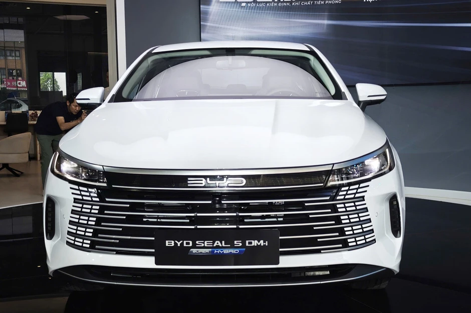 Xe Trung Quốc từ tồn kho đến mới ra mắt đều giảm giá sâu tìm doanh số Xe Trung Quốc từ tồn kho đến mới ra mắt đều giảm giá sâu tìm doanh số