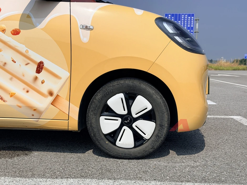 Xem thực tế Wuling MiniEV 2026 sắp ra mắt Việt Nam: Thiết kế như Macaron, 2 màn hình, phanh điện tử, ghế da cách điệu cầu kỳ Xem thực tế Wuling MiniEV 2026 sắp ra mắt Việt Nam: Thiết kế như Macaron, 2 màn hình, phanh điện tử, ghế da cách điệu cầu kỳ