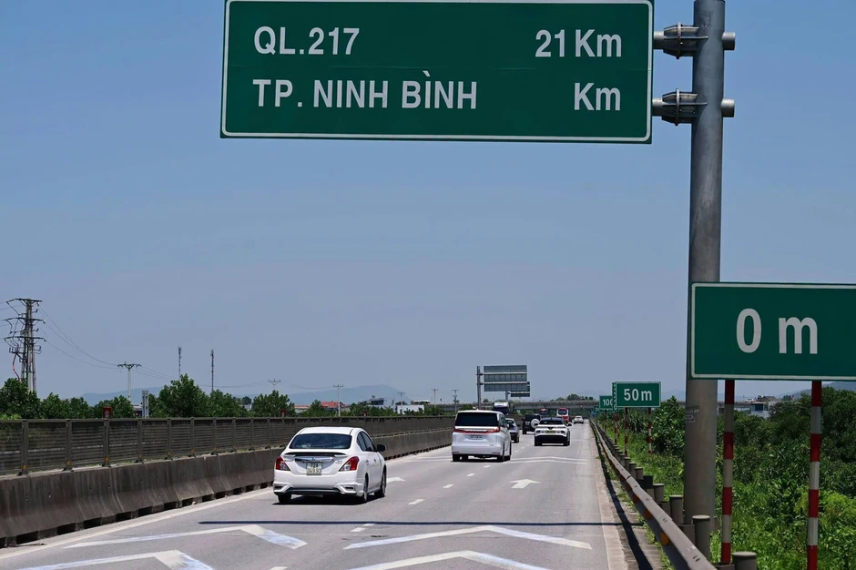 Xử phạt nguội vi phạm khoảng cách trên cao tốc phải đáp ứng điều kiện gì? Xử phạt nguội vi phạm khoảng cách trên cao tốc phải đáp ứng điều kiện gì?
