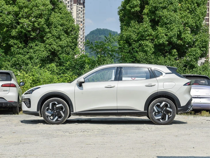 Xuất hiện xe mới đăng ký ở Việt Nam: To cỡ Honda HR-V, dùng PHEV hoặc điện, giá quy đổi từ 380 triệu Xuất hiện xe mới đăng ký ở Việt Nam: To cỡ Honda HR-V, dùng PHEV hoặc điện, giá quy đổi từ 380 triệu