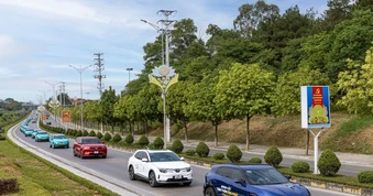 Xưởng dịch vụ, trạm sạc phủ rộng, chủ xe VinFast thừa nhận: “Đi xa không phải nghĩ ngợi gì”